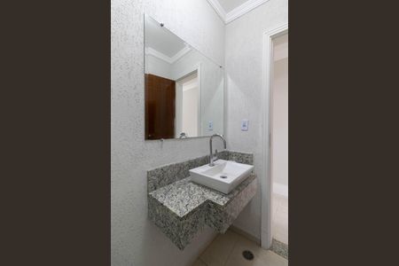 Casa à venda com 185m², 3 quartos e 4 vagasLavabo