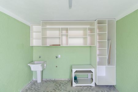 Casa à venda com 185m², 3 quartos e 4 vagasÁrea de Serviço