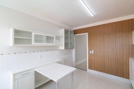 Casa à venda com 185m², 3 quartos e 4 vagasCozinha