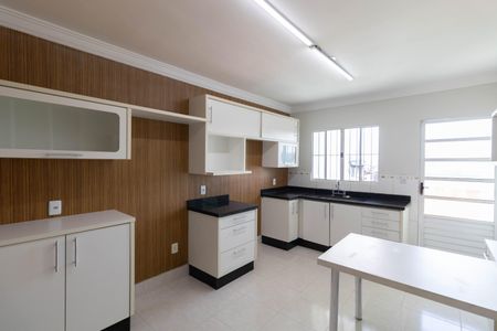 Casa à venda com 185m², 3 quartos e 4 vagasCozinha