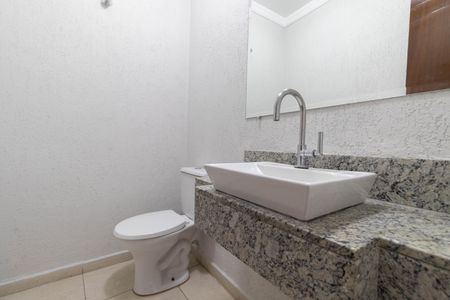 Casa à venda com 185m², 3 quartos e 4 vagasLavabo