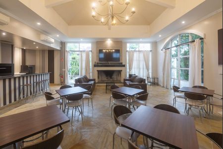 Apartamento para alugar com 110m², 2 quartos e 1 vaga Apartamento para alugar com 110m², 2 quartos e 1 vagaÁrea Comum - Salão de Festas