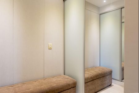 Apartamento para alugar com 110m², 2 quartos e 1 vaga Apartamento para alugar com 110m², 2 quartos e 1 vagaCloset da Suíte