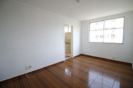 Sala de apartamento para alugar com 2 quartos, 88m² em Taquara, Rio de Janeiro