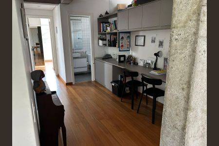 Apartamento à venda com 130m², 3 quartos e 2 vagas Apartamento à venda com 130m², 3 quartos e 2 vagasSala