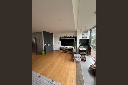 Apartamento à venda com 130m², 3 quartos e 2 vagas Apartamento à venda com 130m², 3 quartos e 2 vagasSala