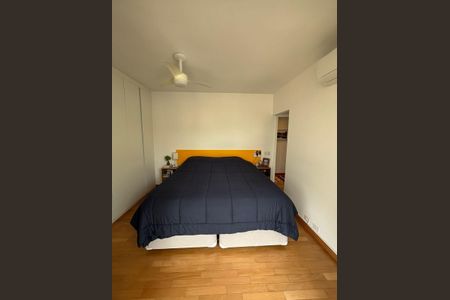 Apartamento à venda com 130m², 3 quartos e 2 vagas Apartamento à venda com 130m², 3 quartos e 2 vagasQuarto