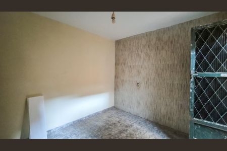 Quarto 1 de casa para alugar com 2 quartos, 90m² em Cordovil, Rio de Janeiro