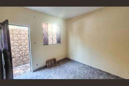 Casa para alugar com 90m², 2 quartos e sem vagaSala
