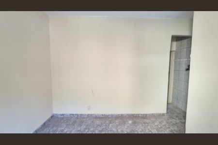 Sala de casa para alugar com 2 quartos, 90m² em Cordovil, Rio de Janeiro