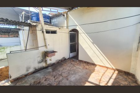 Casa para alugar com 90m², 2 quartos e sem vagaTerraço e área de serviço 