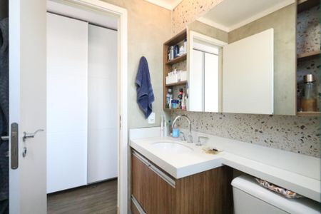 Apartamento à venda com 92m², 3 quartos e 2 vagas Apartamento à venda com 92m², 3 quartos e 2 vagasBanheiro da Suíte