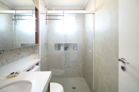 Apartamento à venda com 92m², 3 quartos e 2 vagas Apartamento à venda com 92m², 3 quartos e 2 vagasBanheiro da Suíte