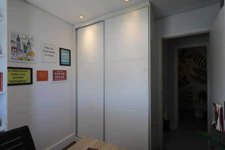 Apartamento à venda com 92m², 3 quartos e 2 vagas Apartamento à venda com 92m², 3 quartos e 2 vagasQuarto 2