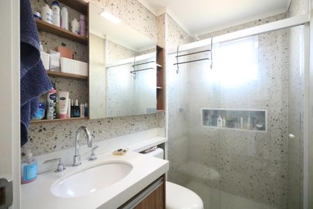 Apartamento à venda com 92m², 3 quartos e 2 vagas Apartamento à venda com 92m², 3 quartos e 2 vagasBanheiro da Suíte