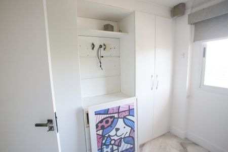 Apartamento à venda com 177m², 2 quartos e 2 vagasQuarto 2