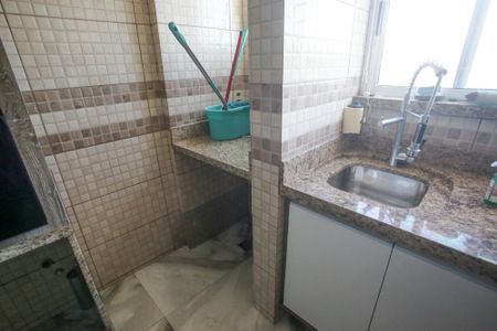 Apartamento à venda com 177m², 2 quartos e 2 vagasÁrea de Serviço