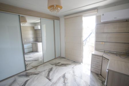 Apartamento à venda com 177m², 2 quartos e 2 vagasQuarto Suíte