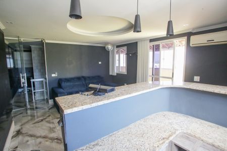 Apartamento à venda com 177m², 2 quartos e 2 vagasBoate Superior