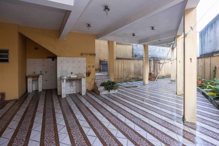 Casa à venda com 300m², 4 quartos e 4 vagasSalão de Festas