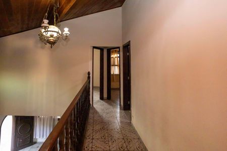 Casa à venda com 300m², 4 quartos e 4 vagasHall