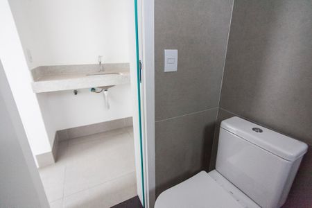 Apartamento para alugar com 94m², 3 quartos e 2 vagasBanheiro social