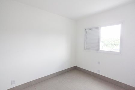 Apartamento para alugar com 94m², 3 quartos e 2 vagasQuarto