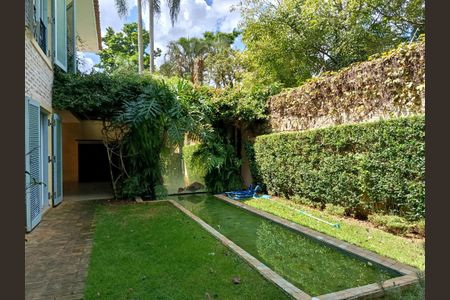 Casa à venda com 750m², 4 quartos e 4 vagasJardim