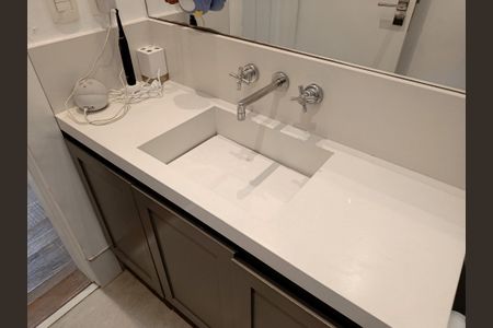 Casa à venda com 750m², 4 quartos e 4 vagasBanheiro da Suíte 2