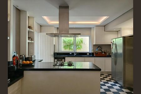 Casa à venda com 750m², 4 quartos e 4 vagasCozinha