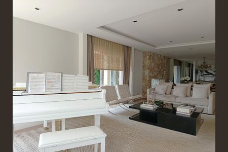 Casa à venda com 750m², 4 quartos e 4 vagasSala de estar