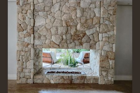 Casa à venda com 750m², 4 quartos e 4 vagasLareira