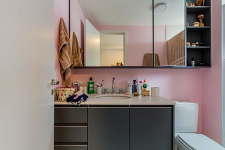 Apartamento para alugar com 62m², 2 quartos e 2 vagasBanheiro da Suíte