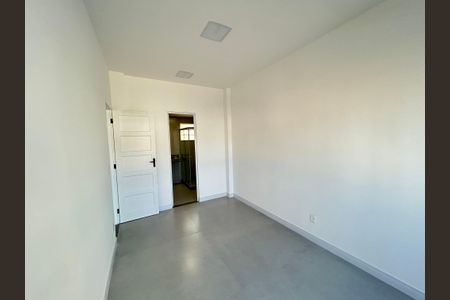 Apartamento para alugar com 70m², 2 quartos e sem vagaSuíte