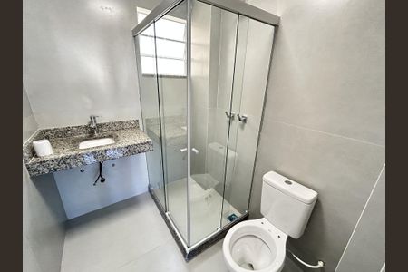 Apartamento para alugar com 70m², 2 quartos e sem vagaBanheiro da Suíte