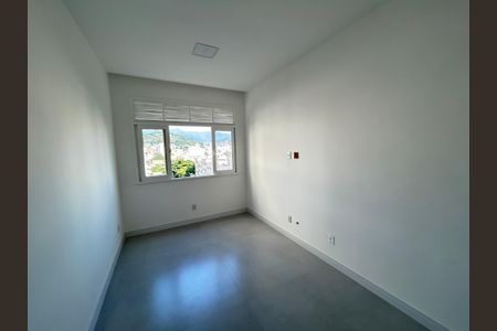 Apartamento para alugar com 70m², 2 quartos e sem vagaSuíte