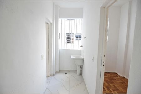 Apartamento à venda com 79m², 2 quartos e 1 vagaÁrea de Serviço