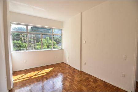 Apartamento à venda com 79m², 2 quartos e 1 vagaQuarto 2
