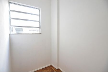 Apartamento à venda com 79m², 2 quartos e 1 vagaQuarto de Serviço