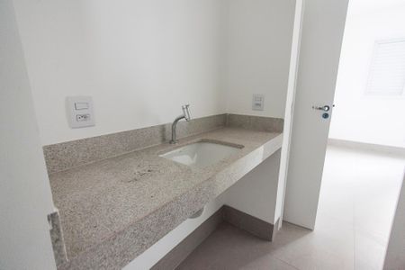 Apartamento para alugar com 94m², 3 quartos e 2 vagas Apartamento para alugar com 94m², 3 quartos e 2 vagasBanheiro social