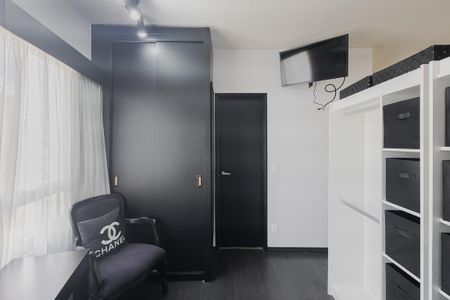 Studio para alugar com 29m², 1 quarto e 1 vaga Studio para alugar com 29m², 1 quarto e 1 vagaQuarto