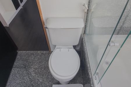 Studio para alugar com 29m², 1 quarto e 1 vaga Studio para alugar com 29m², 1 quarto e 1 vagaBanheiro