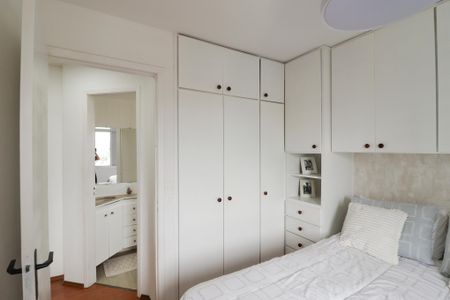 Apartamento à venda com 72m², 3 quartos e 1 vagaQuarto 2