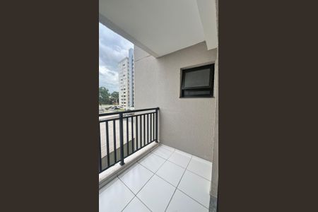Apartamento para alugar com 57m², 2 quartos e 1 vaga Apartamento para alugar com 57m², 2 quartos e 1 vagaVaranda