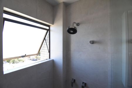 Apartamento para alugar com 300m², 3 quartos e 2 vagasBanheiro da Suíte