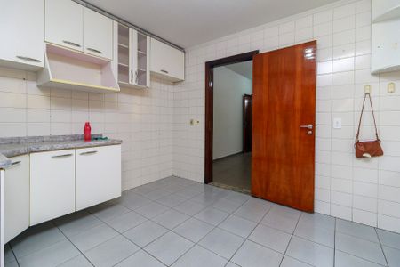 Casa para alugar com 207m², 3 quartos e 2 vagas Casa para alugar com 207m², 3 quartos e 2 vagasCozinha