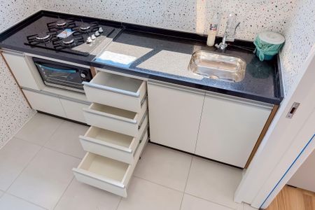 Studio para alugar com 31m², 1 quarto e sem vaga Studio para alugar com 31m², 1 quarto e sem vagaCozinha - Armários