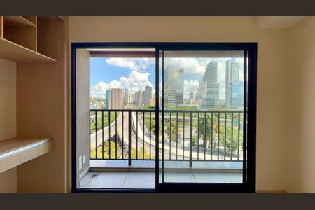 Sacada de kitnet/studio para alugar com 1 quarto, 25m² em Pinheiros, São Paulo