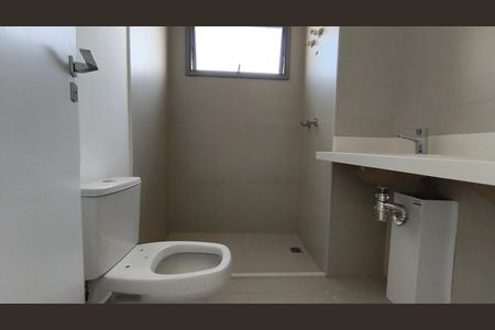 Apartamento à venda com 146m², 2 quartos e 2 vagasBanheiro da Suíte 1
