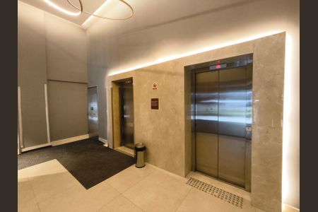 Apartamento à venda com 146m², 2 quartos e 2 vagasElevador da entrada